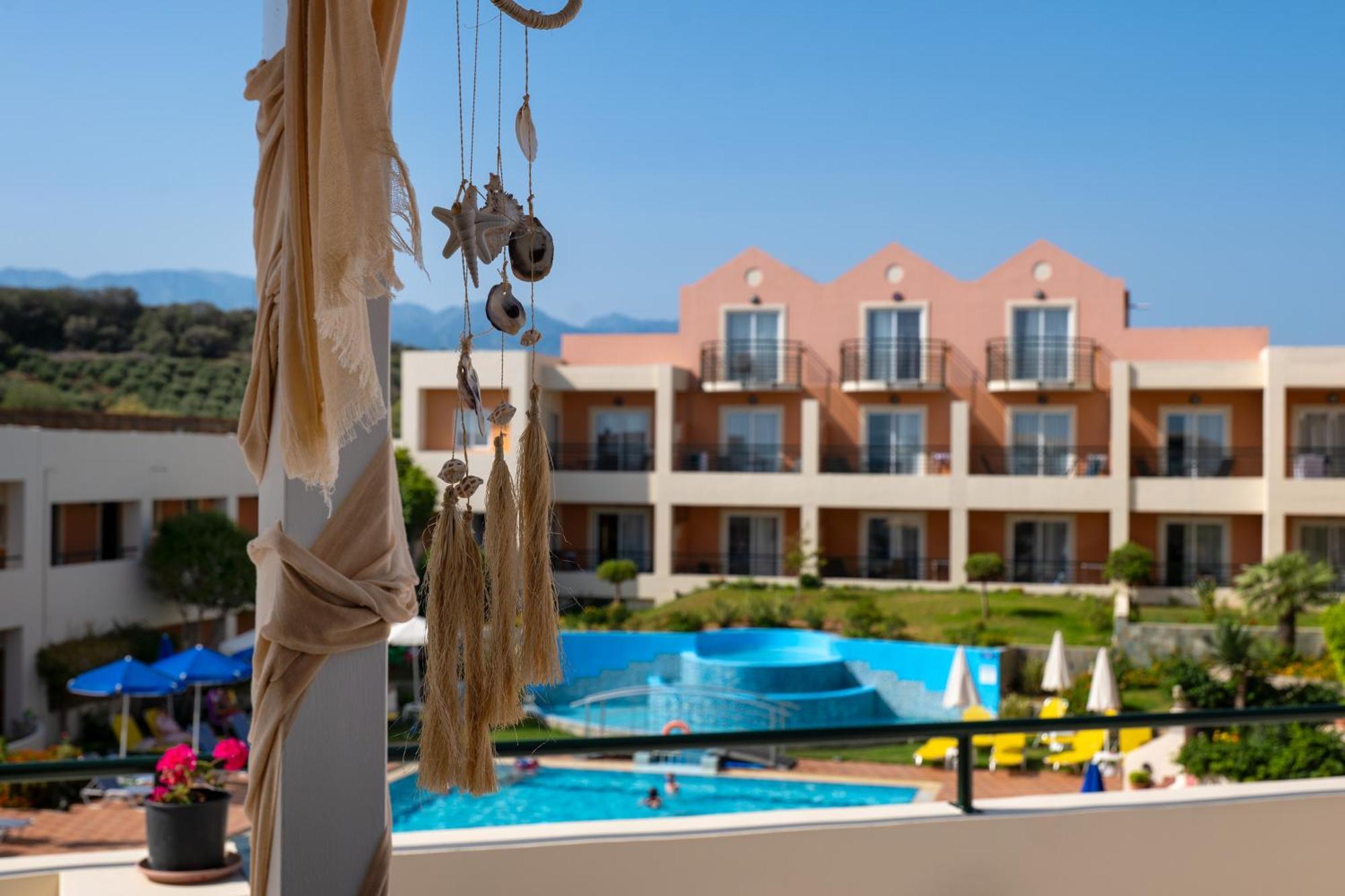 Pegasus Hotel ستالوس المظهر الخارجي الصورة